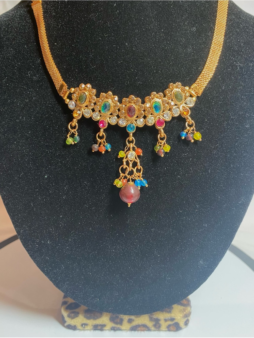 Traditional Indian Jewelry. Length adjustable.